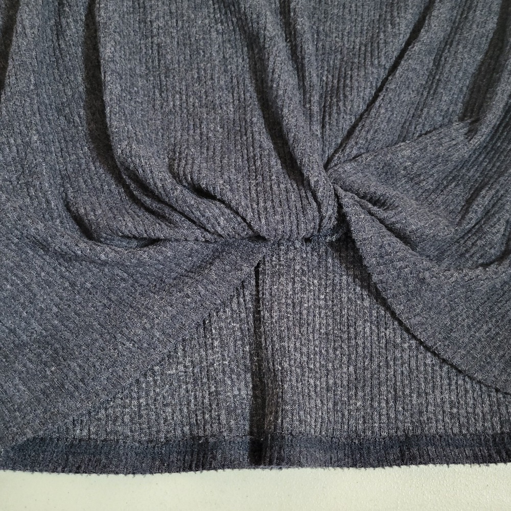 Gibson Blue Knit Top Size Large Twist Hem High Neck 3/4 Sleeve 1003 - Picture 3 of 6